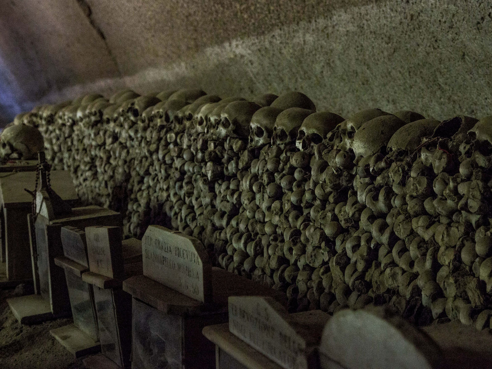 LA PESTE A NAPOLI